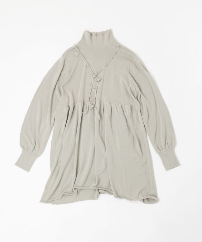 コロン　ラリエットつきの天竺ニットチュニックトップ