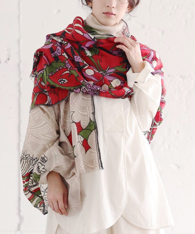 あしとおりーぶ あか　[Kusa Kanmuri ウールストール]