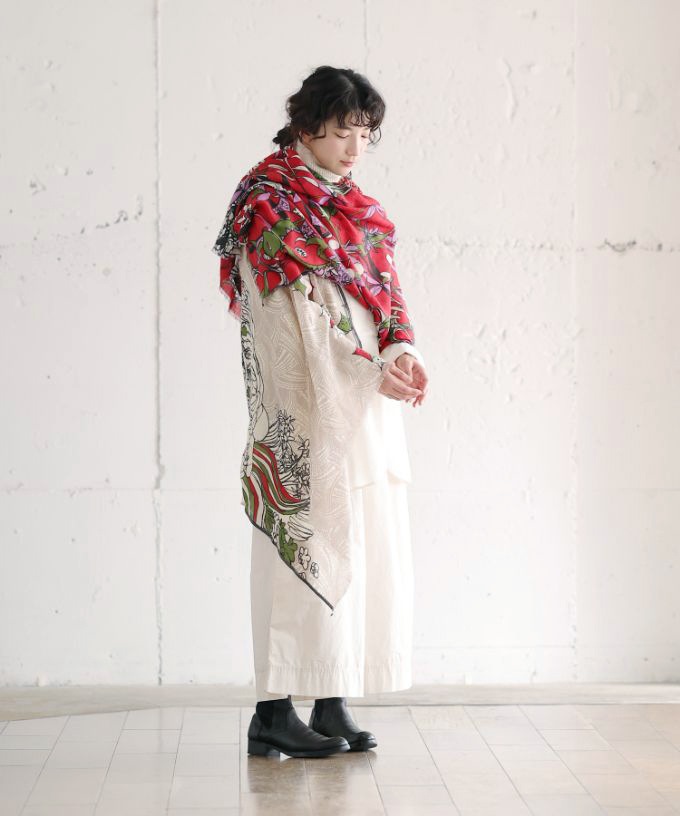 あしとおりーぶ あか　[Kusa Kanmuri ウールストール]