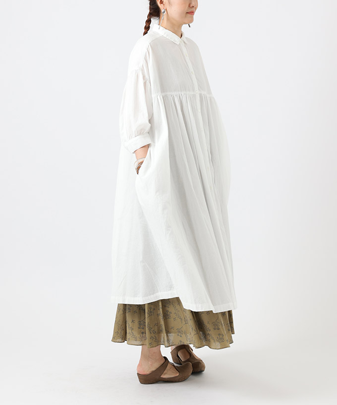 美品 Bonton ボントン　リバティ　スモッキング　ワンピース　6 かわいい～！」 Bonpoint ボンポワン 2022SS リバティタナローン