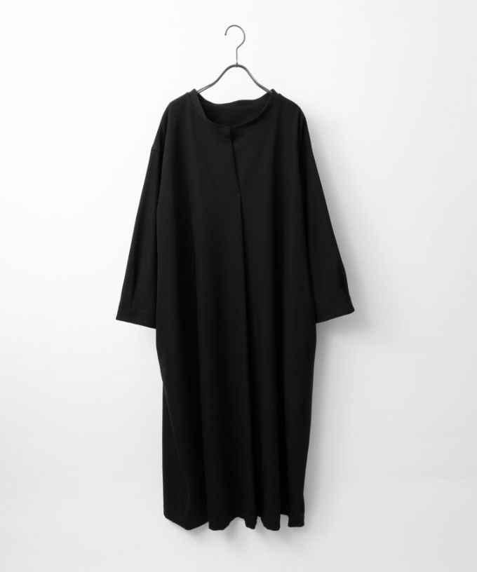 コゼット・4【プラスサイズ】［Chronicle］コクーンシルエットのシンプルドレス