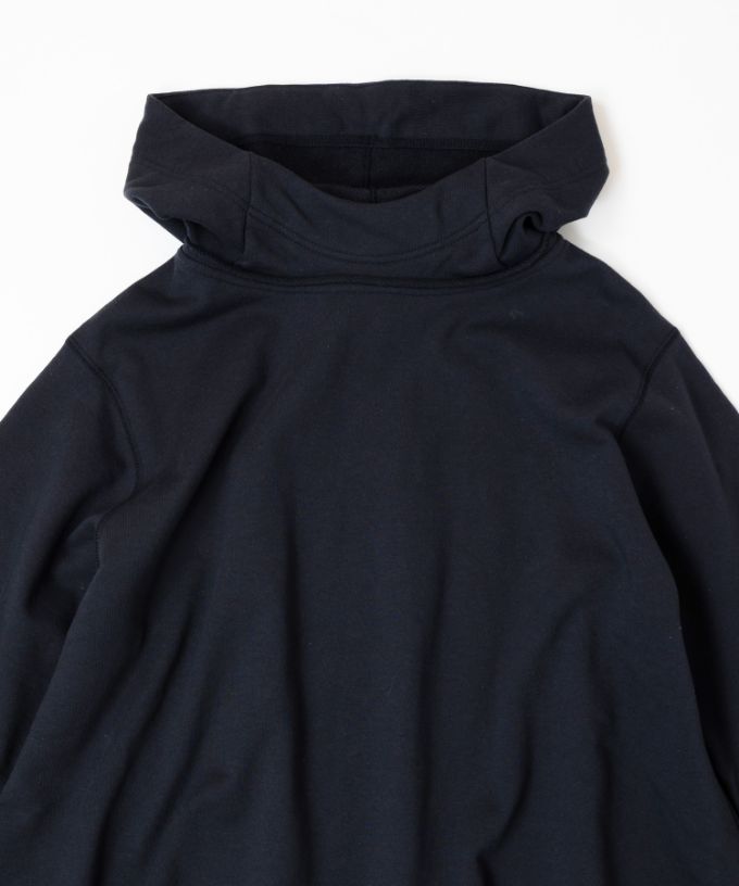 バーミートップ　アメリカコットンの裏毛フードプルオーバー