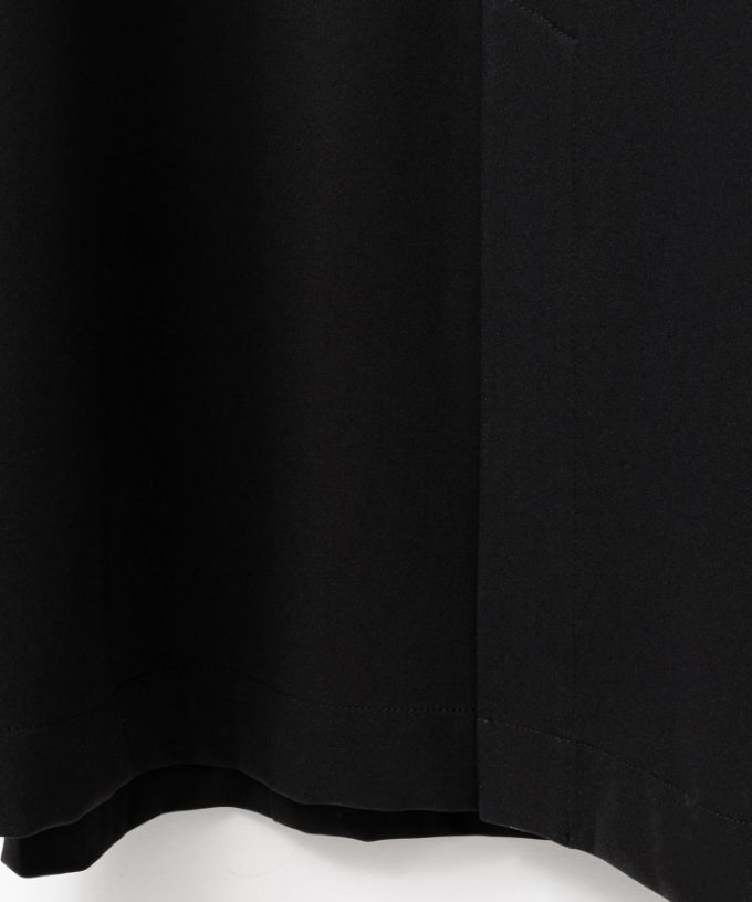 コゼット［Chronicle］コクーンシルエットのシンプルドレス