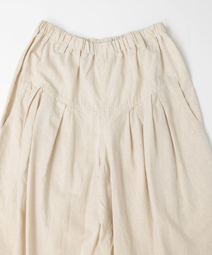 ジョーパンツ　タックを入れた綿麻ジョッパーズパンツ