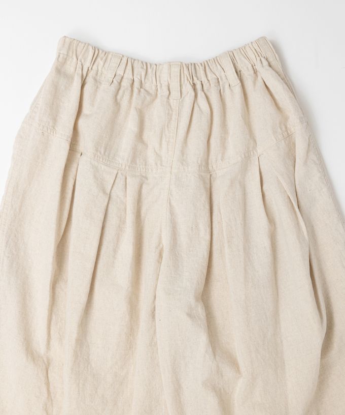 ジョーパンツ　タックを入れた綿麻ジョッパーズパンツ