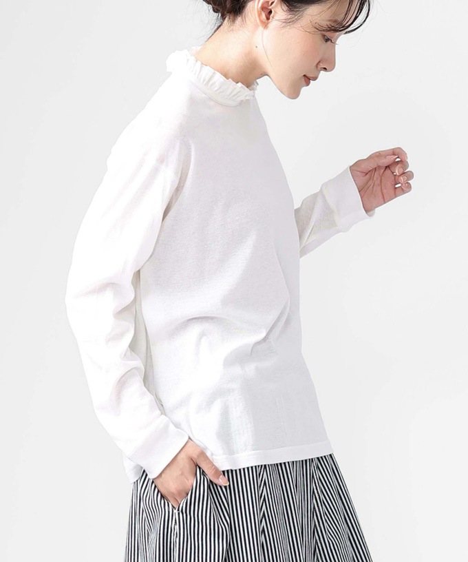 エアロトップ　コットンフリルネックトップ