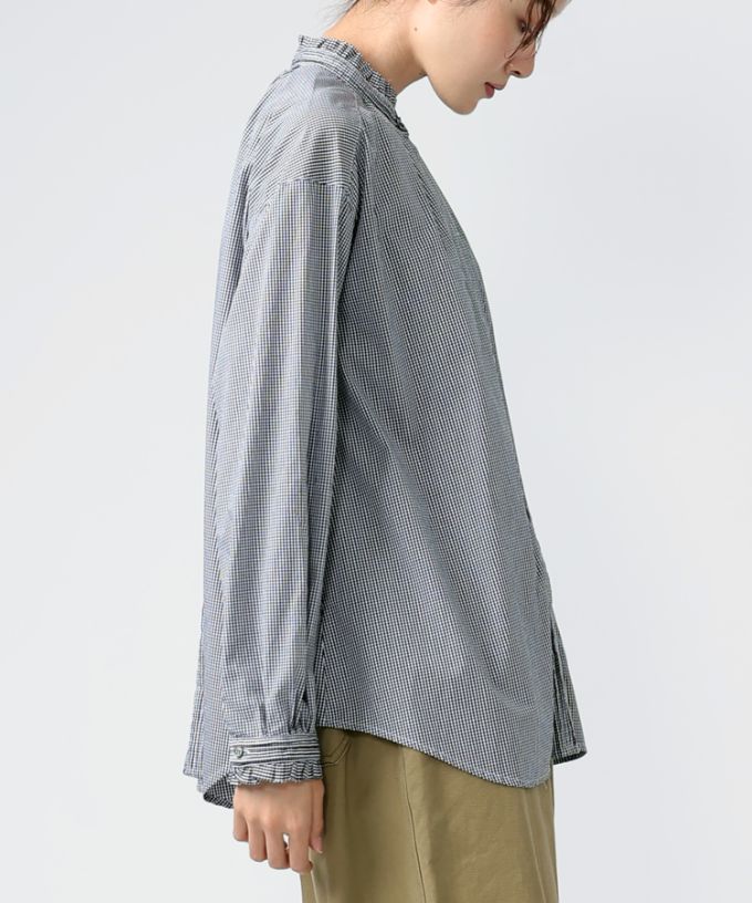 シェリー・F　ギンガムチェックの立ち襟ギャザーブラウス　
