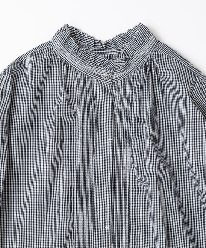 シェリー・F　ギンガムチェックの立ち襟ギャザーブラウス　