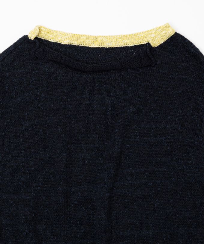 ピテトップ　コットンスラブの配色ニットトップス