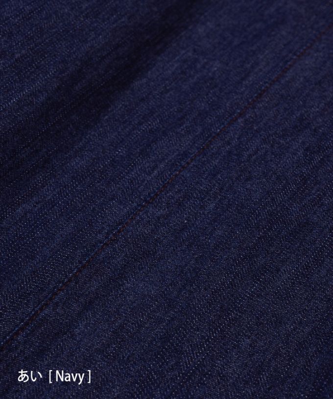 アニードレス・Ｃ　5オンスデニムのタック入りドレス