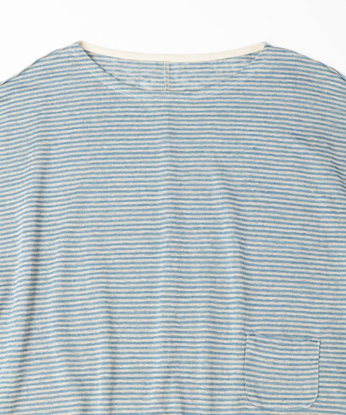 クルトップD　細ボーダーのナチュラルオーバーサイズトップ