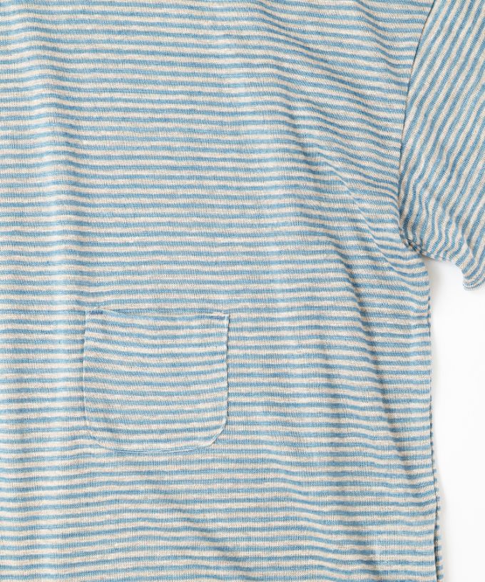 クルトップD　細ボーダーのナチュラルオーバーサイズトップ