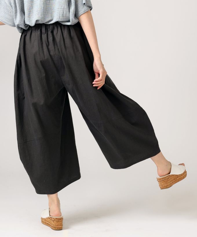 ラッカーパンツR　綿麻のコクーンシルエットパンツ