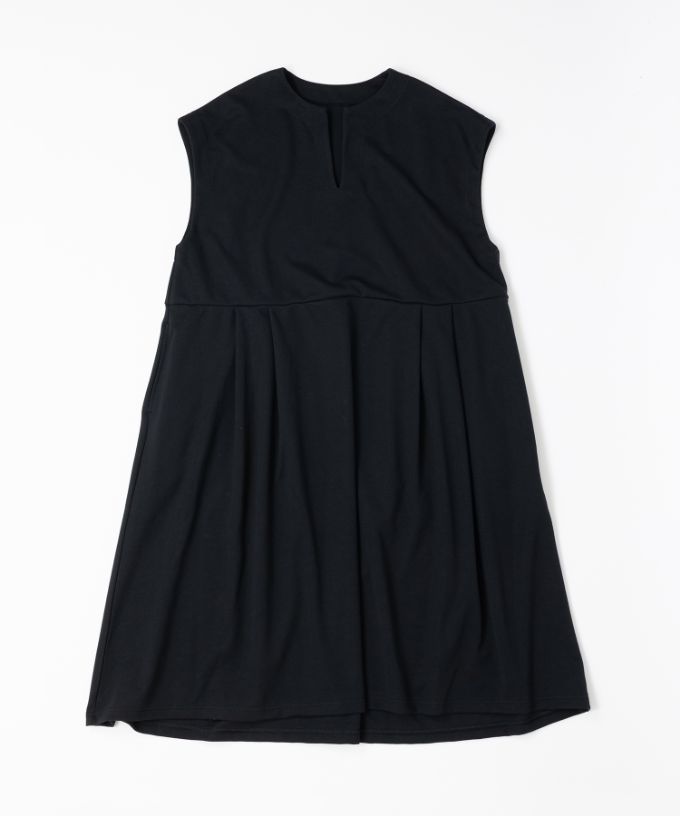 ジネット ストレッチポンチ素材の切り替えタックワンピース/ITEM