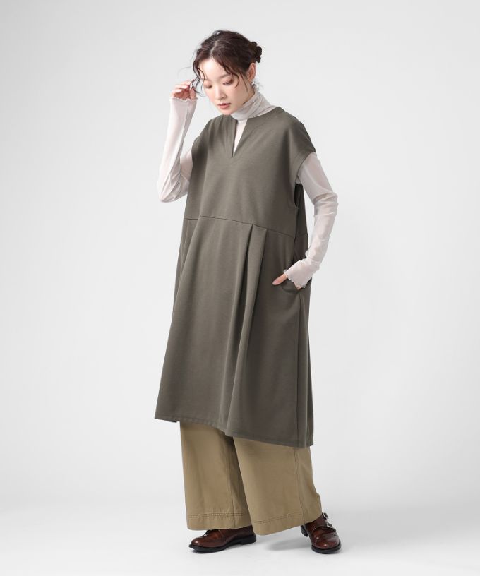 SALE】ジネット ストレッチポンチ素材の切り替えタックチュニック/ITEM