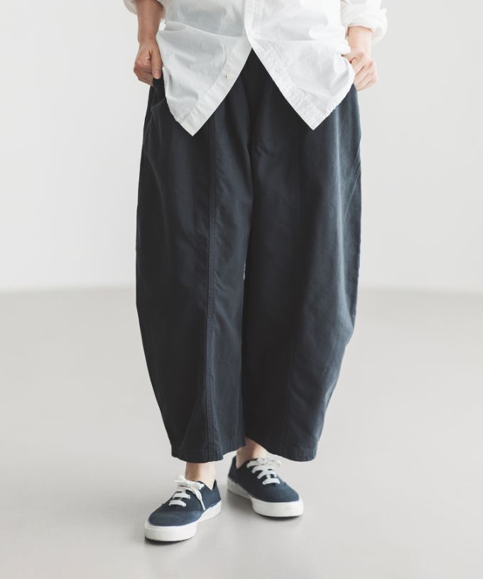 ラッカーパンツ・I/Qコットン起毛のコクーンシルエットパンツ/ITEM