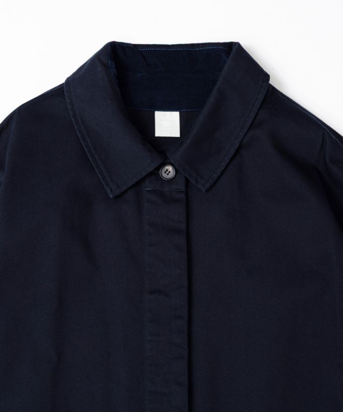 パブロコート　バックファスナーのステンカラーコート