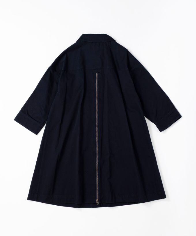 パブロコート　バックファスナーのステンカラーコート