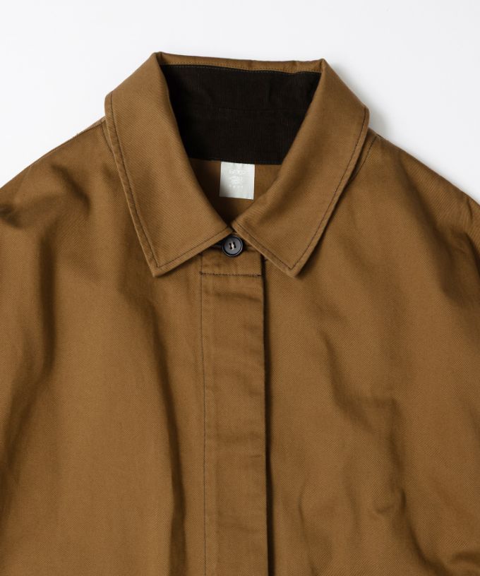 パブロコート　バックファスナーのステンカラーコート