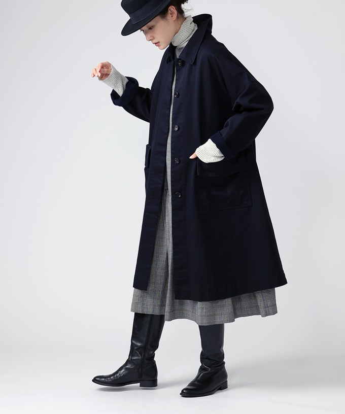 パブロコート　バックファスナーのステンカラーコート