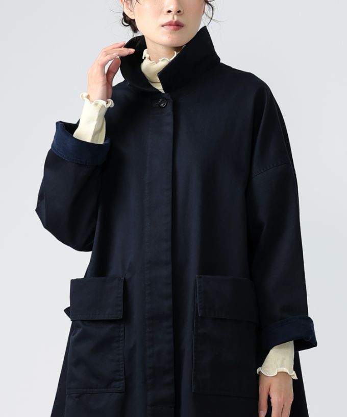 パブロコート　バックファスナーのステンカラーコート