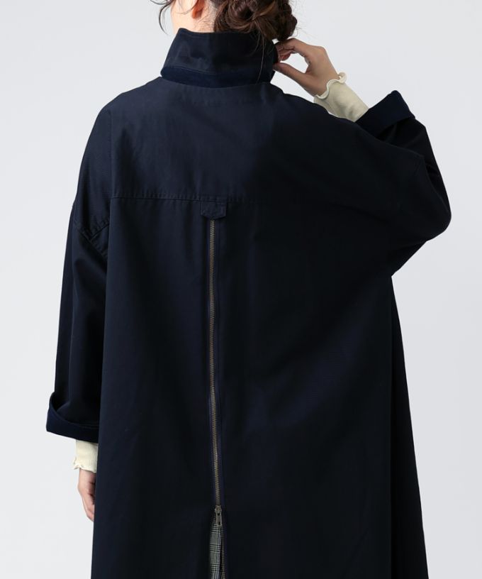パブロコート　バックファスナーのステンカラーコート