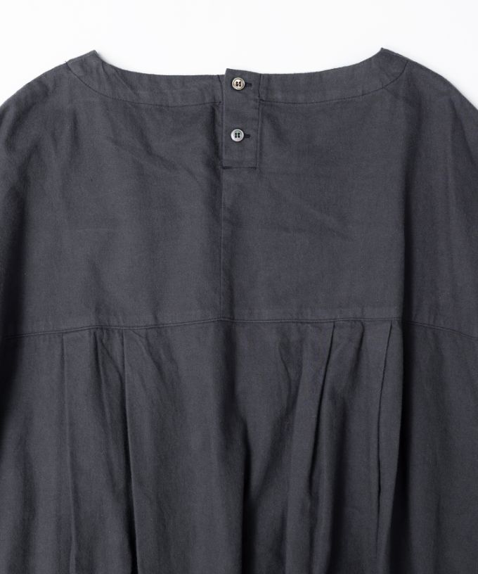 リリムドレス コットンネル素材のバルーンスリーブドレス