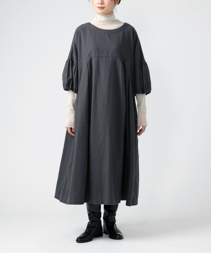 リリムドレス コットンネル素材のバルーンスリーブドレス