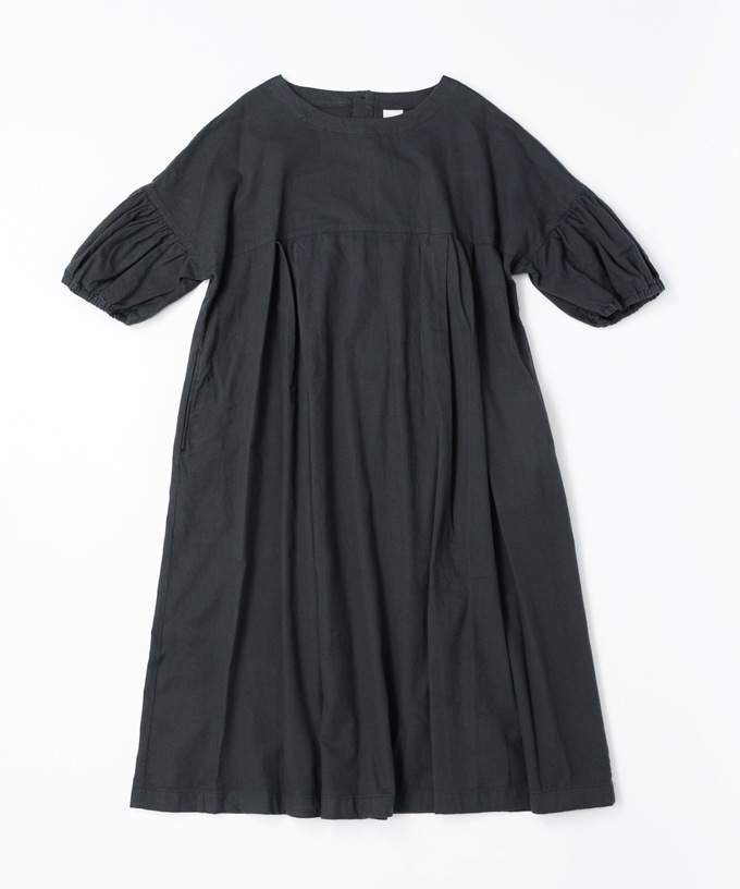 リリムドレス コットンネル素材のバルーンスリーブドレス