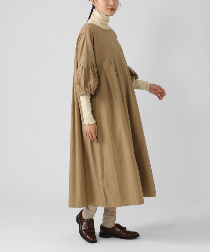 リリムドレス コットンネル素材のバルーンスリーブドレス