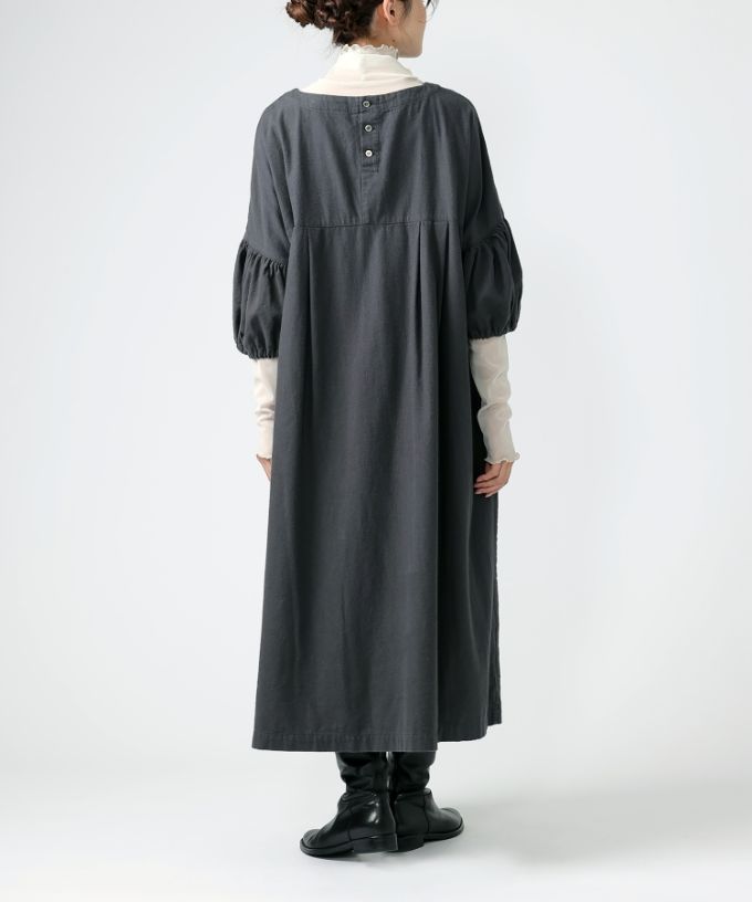 リリムドレス コットンネル素材のバルーンスリーブドレス