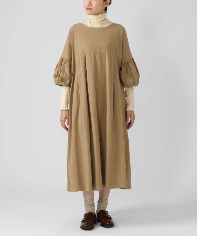 リリムドレス コットンネル素材のバルーンスリーブドレス