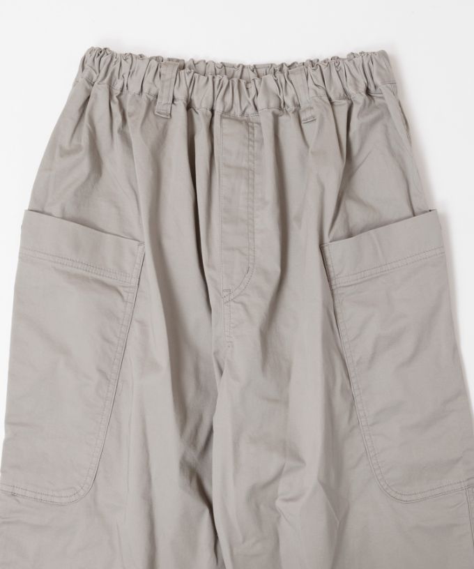 レグパンツ　綿ツイルストレッチのサイドポケットパンツ