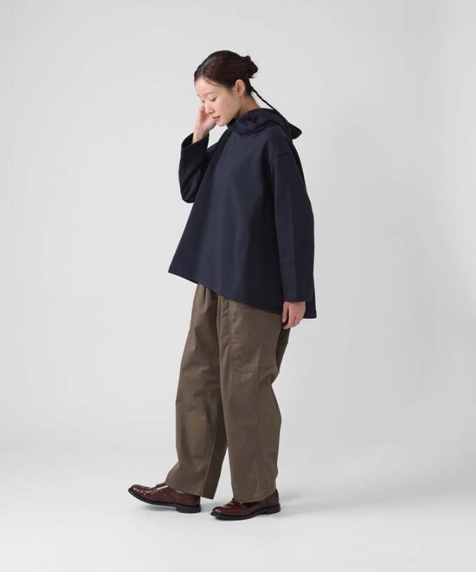 レグパンツ　綿ツイルストレッチのサイドポケットパンツ