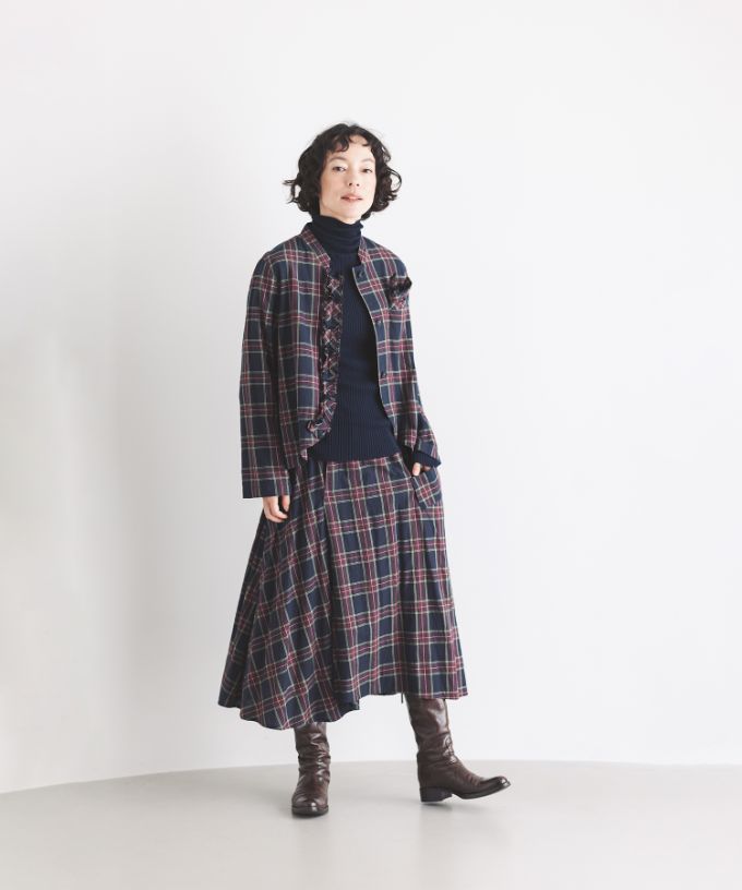 ランディ・ジュリア　オリジナルチェックのポケットチーフ付きジャケット