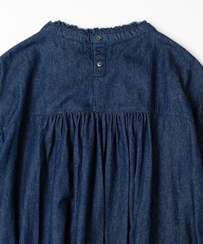 サンドレス・Ｂ　スタンド襟フリルのライトオンスデニム