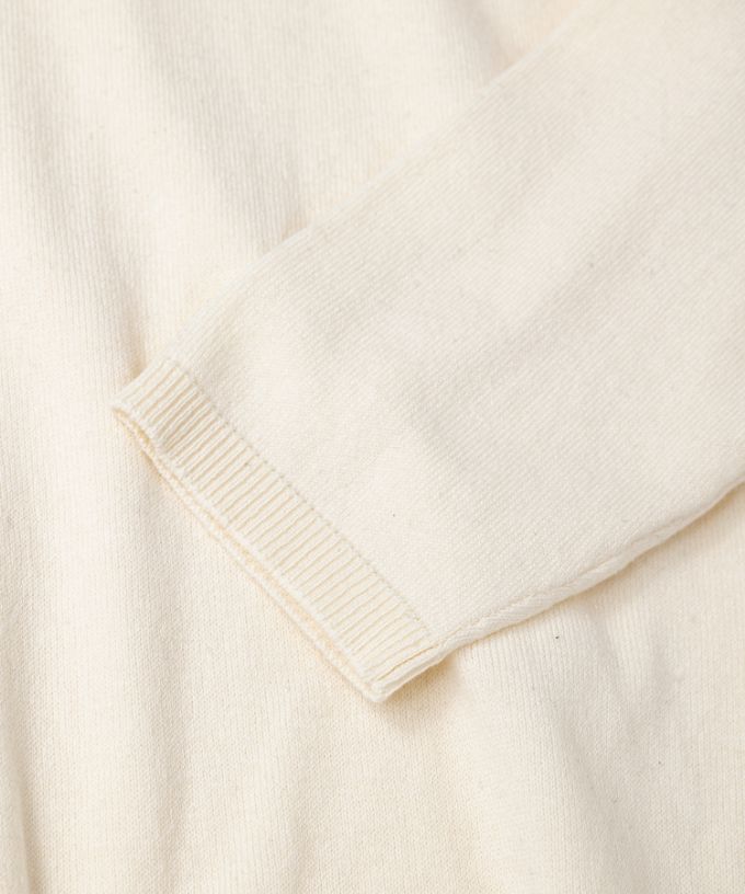 ルーシートップ Aラインのニットフードトップ