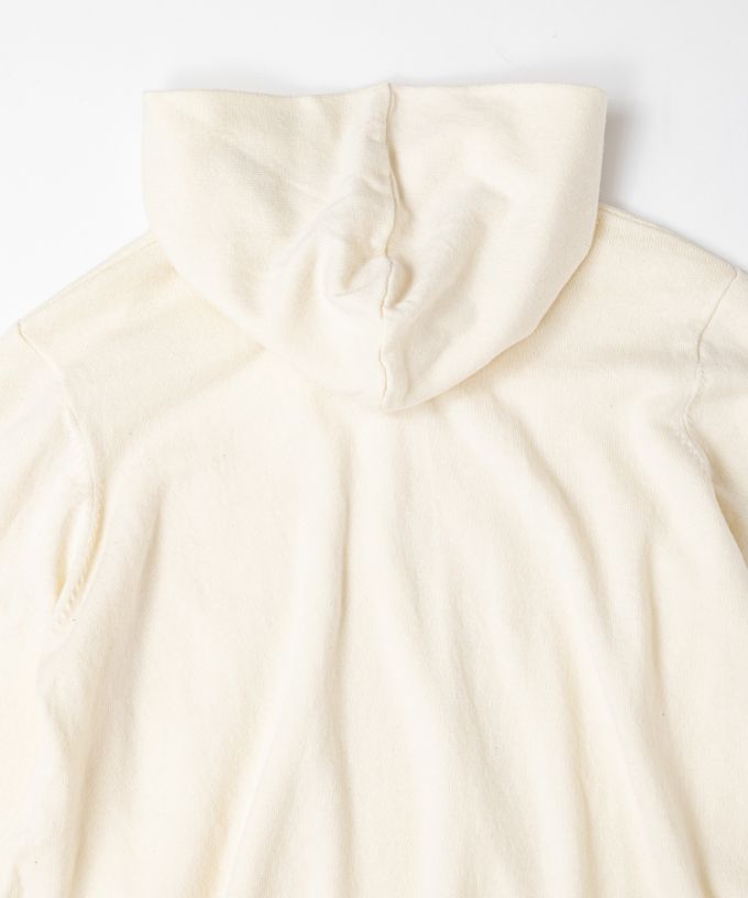 ルーシートップ Aラインのニットフードトップ