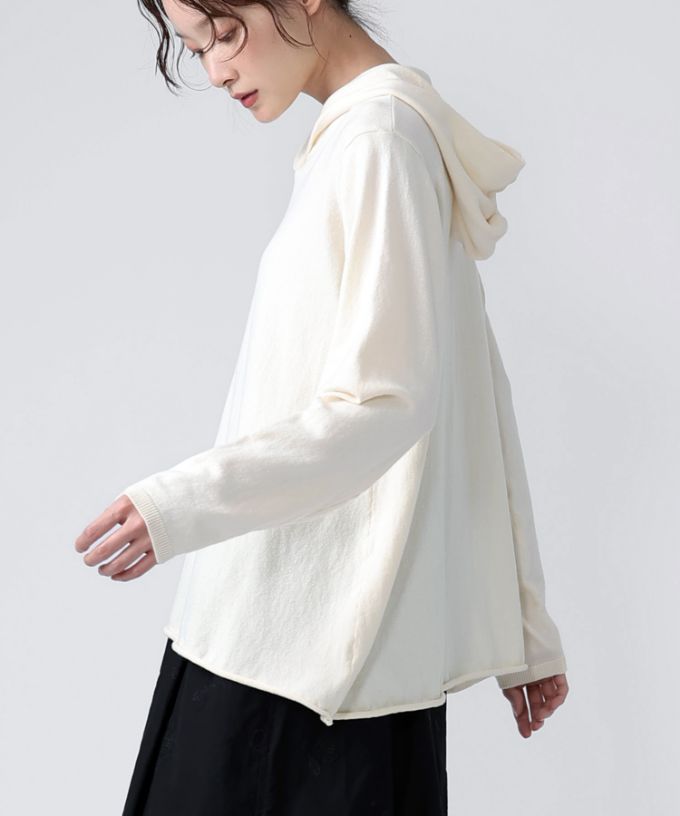 ルーシートップ Aラインのニットフードトップ