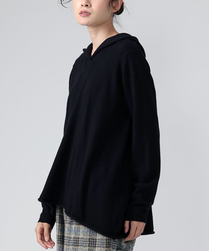 ルーシートップ Aラインのニットフードトップ