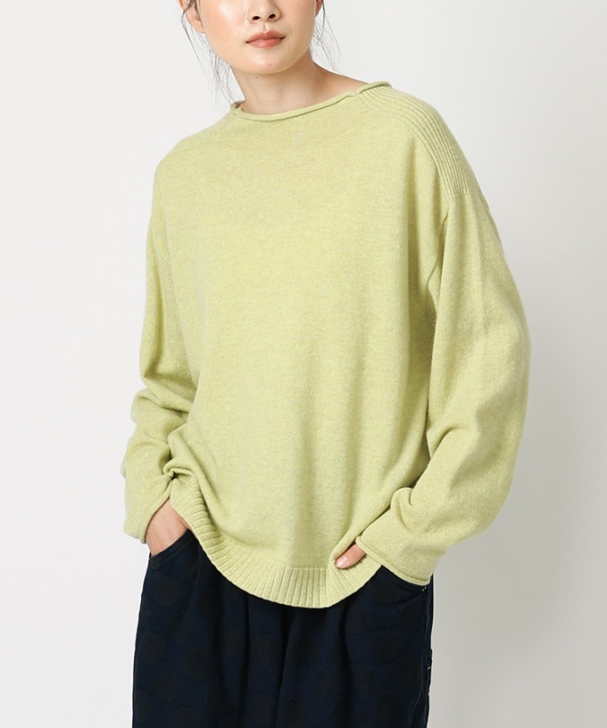 レオントップ　ウールカシミアのプルオーバーニット