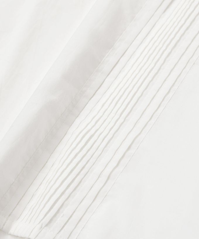 スイブラウス　オリジナル刺繍の半袖レースブラウス