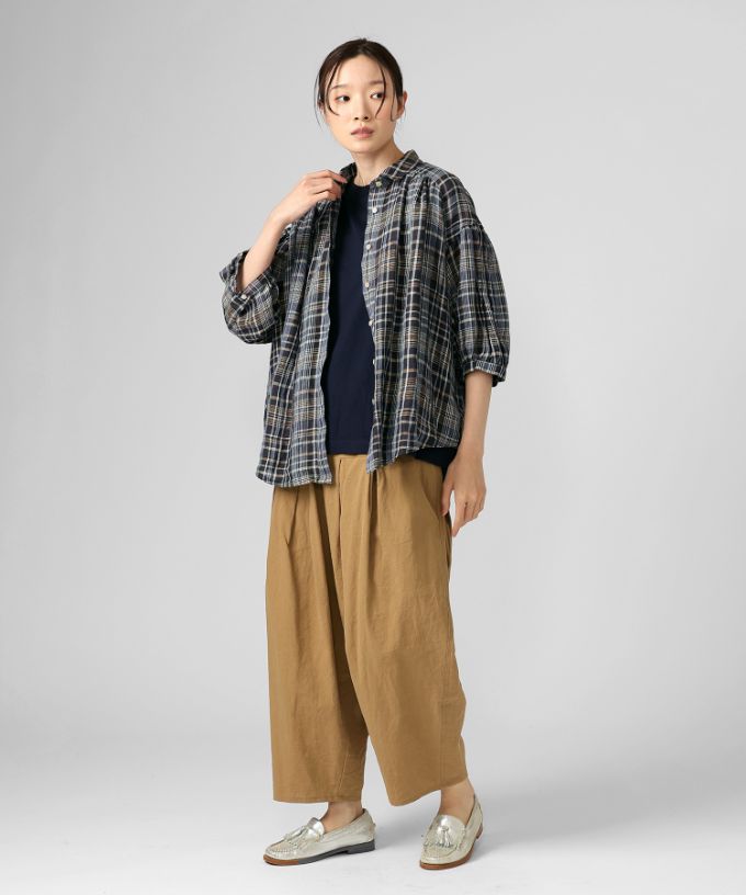 ソラソラブラウス・Ｇ　麻チェックのバルーンスリーブブラウス