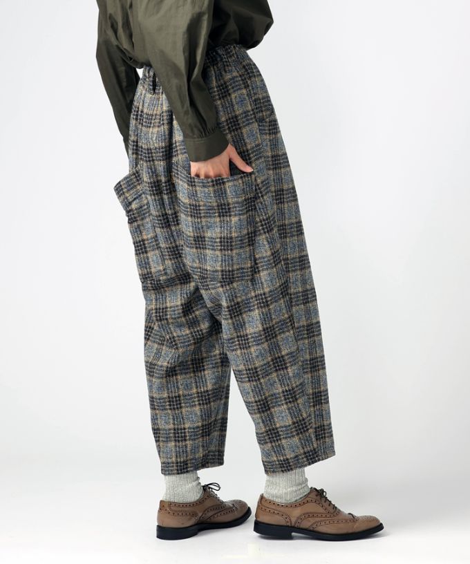 マオパンツ・22　コットンツイードチェックのバックポケットパンツ