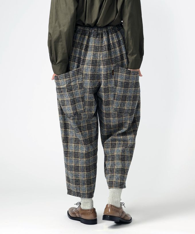 マオパンツ・22　コットンツイードチェックのバックポケットパンツ