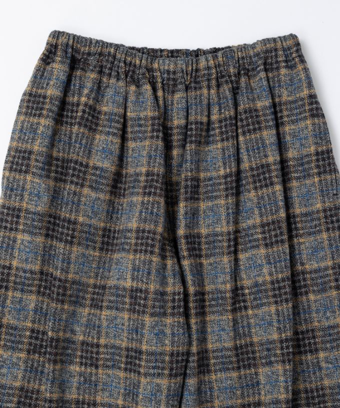 マオパンツ・22　コットンツイードチェックのバックポケットパンツ