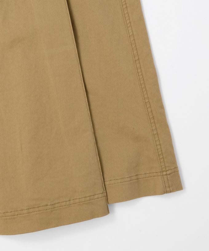 メリザスカート　ビッグポケットつきのタックフレアスカート