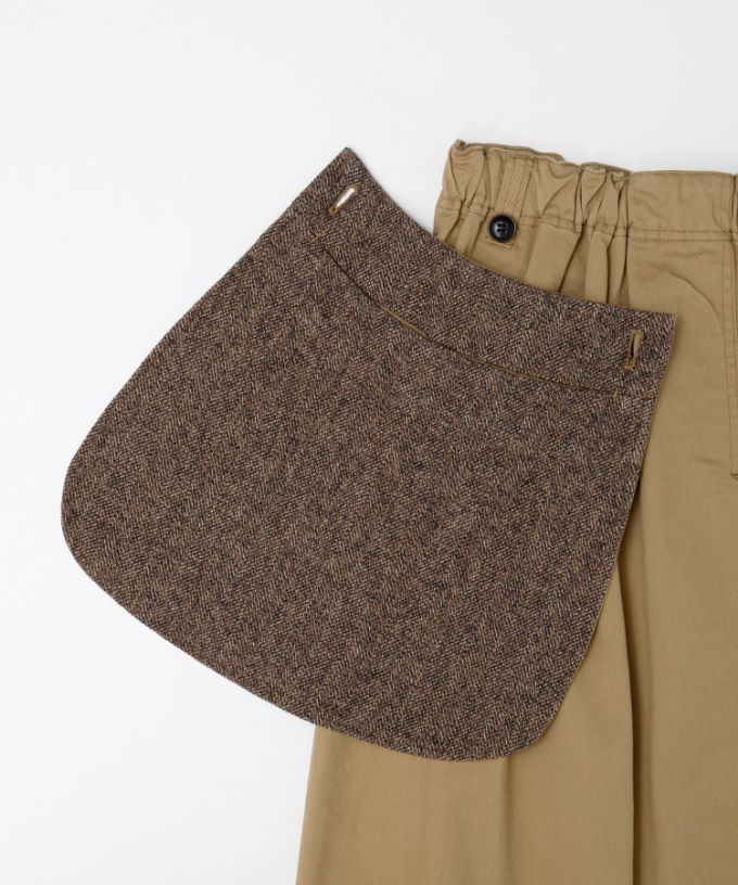 メリザスカート　ビッグポケットつきのタックフレアスカート