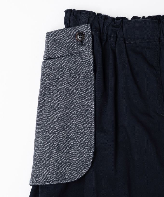 メリザスカート　ビッグポケットつきのタックフレアスカート