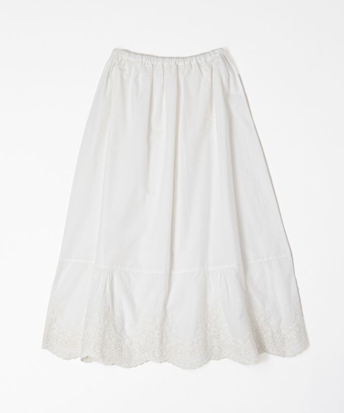 ペチスカートB　カットワーク刺繍レースのインナースカート